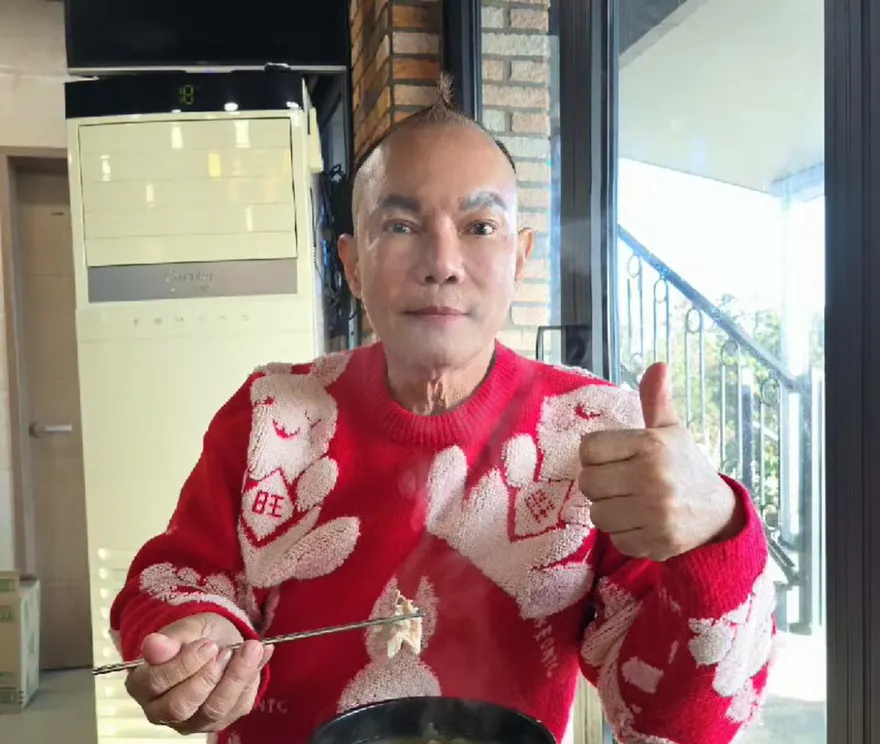 吊車大王胡漢龑4房妻子初二「全帶出國」　一次收服岳父母們