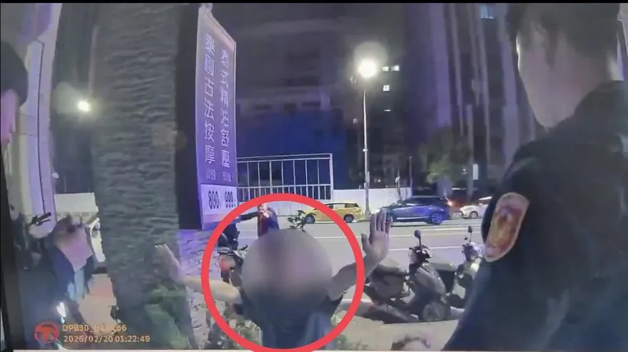 影/迎財神卻慘遇凶星！卡拉ok奧客「持刀狠砍2女店員濺血」