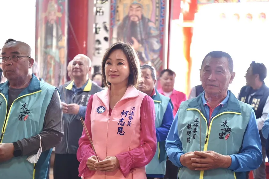 高雄市長選戰升溫！柯志恩、賴瑞隆超硬拜廟拼曝光度