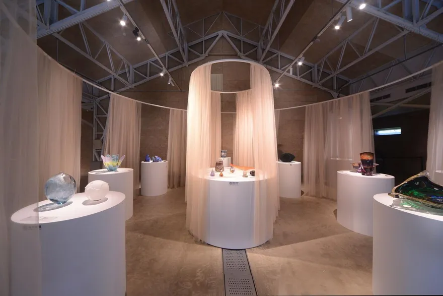 獲設計界奧斯卡肯定！2024新竹市玻璃藝術節、美術館百年特展　榮獲德國「iF設計獎」