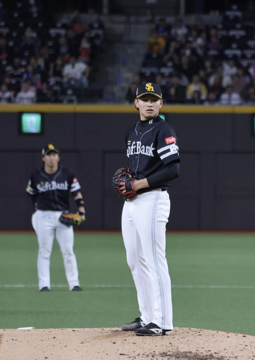 WBC/徐若熙飆生涯最速火球！鄭浩均傷退　軟銀4分領先中華隊