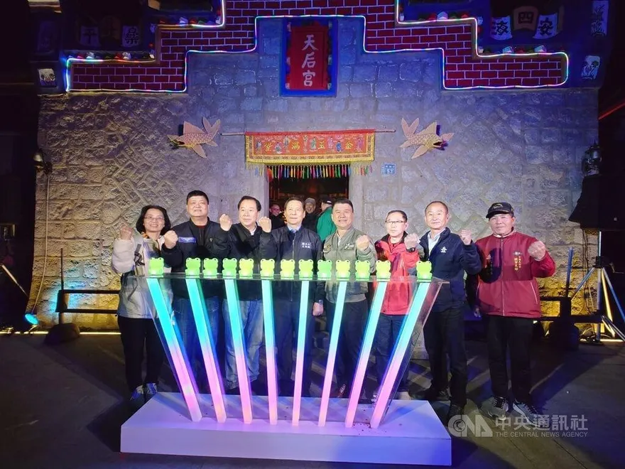 帶老婆堅持打點滴、找衛生局長「致電溝通」惹怒醫師！北竿鄉長道歉認錯