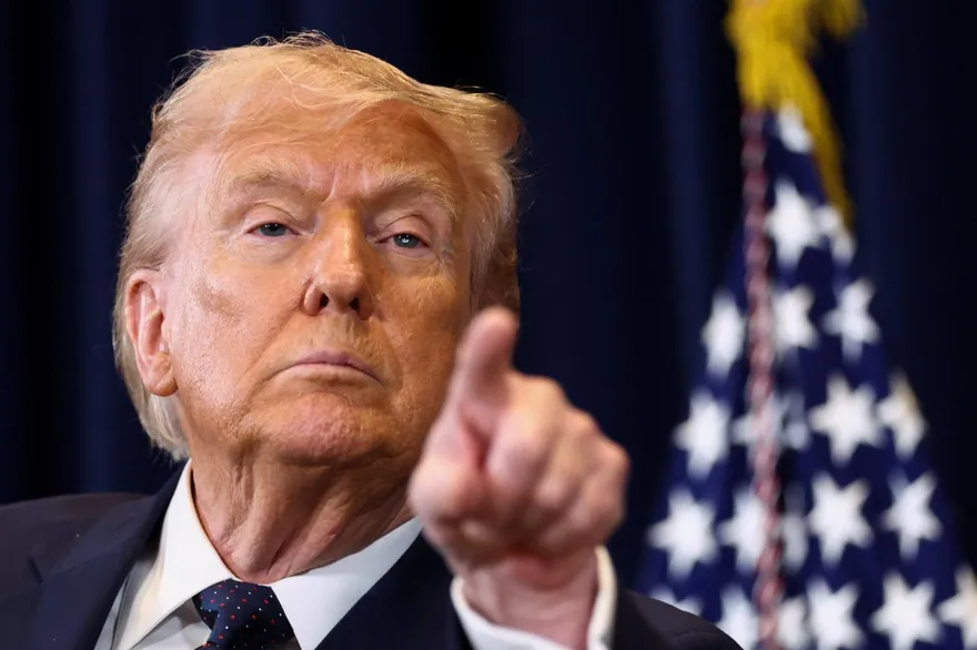 川普警告伊朗若阻石油通過荷莫茲　美將「20倍奉還」還點名北京