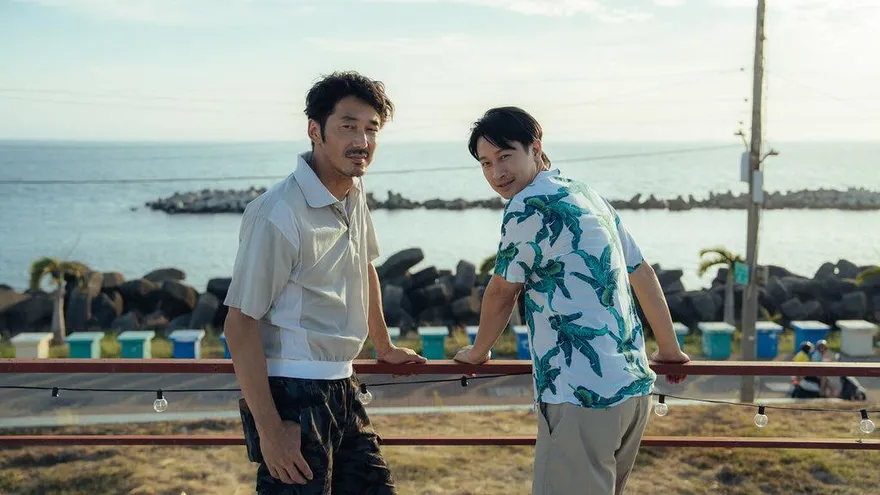 李李仁與鍾岳軒對望眼眶泛紅！和邱凱偉意外發展「大叔BL」