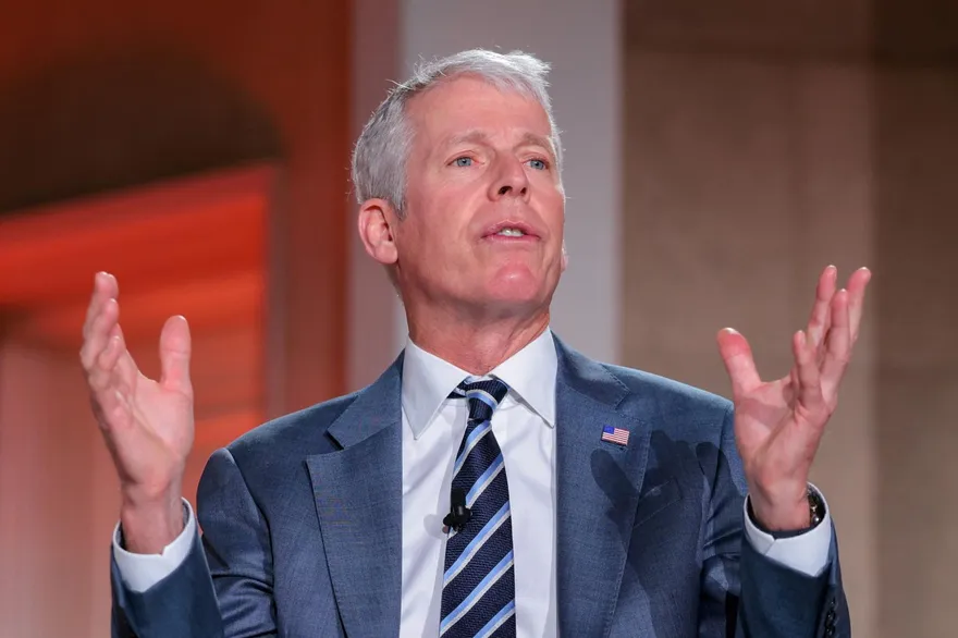 能源命脈告急！美祭《國防生產法》　強令石油公司重啟加州油管