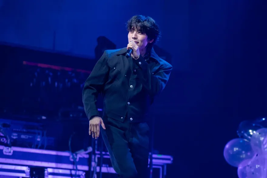 INFINITE東雨夜市吃刈包冰火湯圓　台北過白色情人節超接地氣