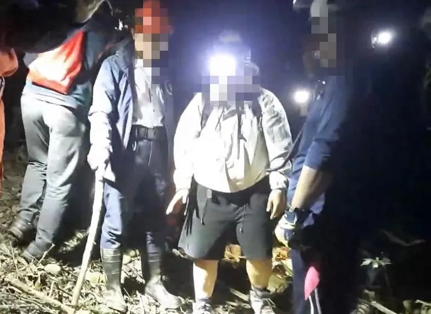 影/10小時煎熬！苗栗香茅古道「女墜邊坡」艱辛獲救