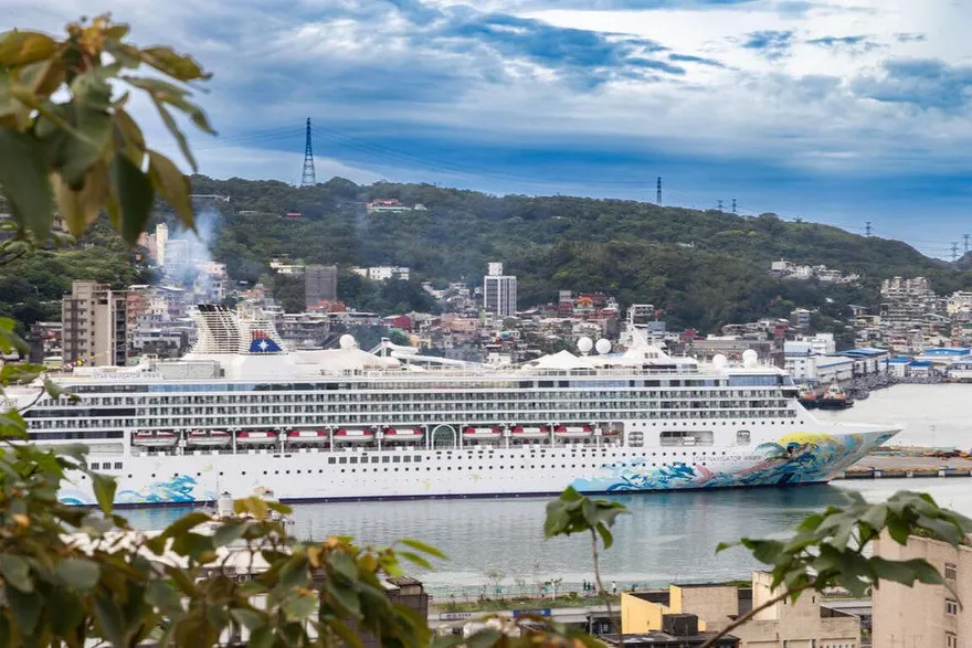 中東戰事推升油價！麗星郵輪3/20起徵收燃油附加費600元