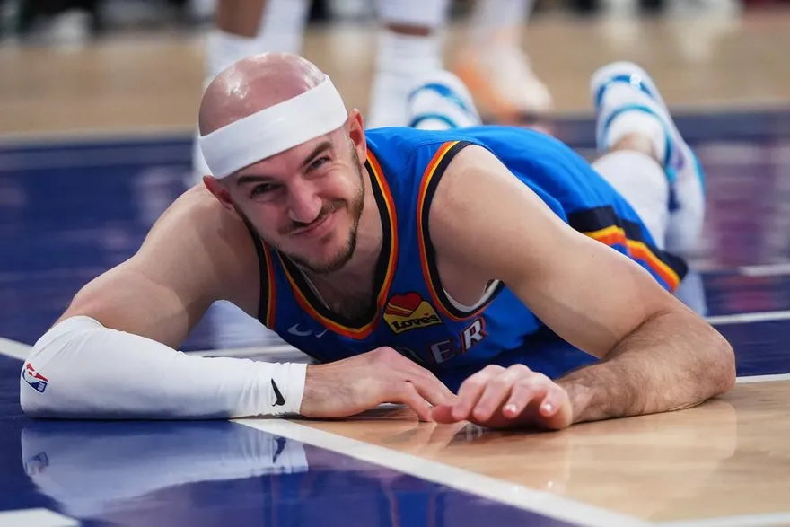 NBA/太奇葩！卡魯索用鞋封蓋被吹　「未來10年都不會再見」