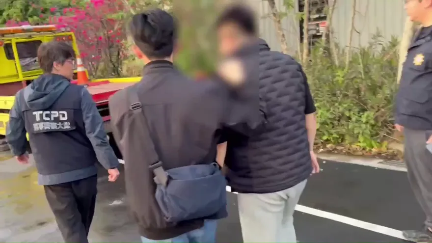 好膽嘜走！天價拖吊蟑螂最新　首腦「小崔」躲泰國喊冤切割