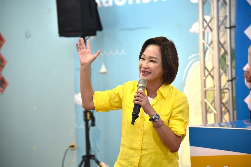 2026高雄市長選戰藍白合？柯志恩自曝昨晚巧遇柯文哲