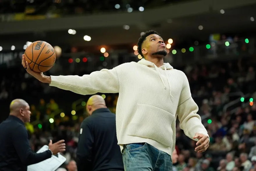 NBA/跟球團唱反調！公鹿盼字母哥「本季提前關機」　但被拒絕