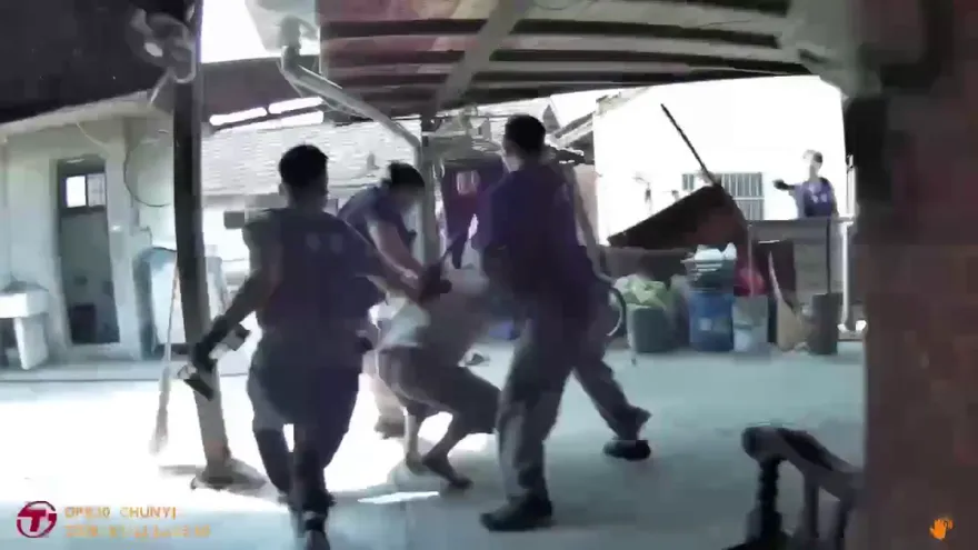 影/不爽供毒給外甥！夫妻強押31歲男百果山動私刑　挖眼棄屍