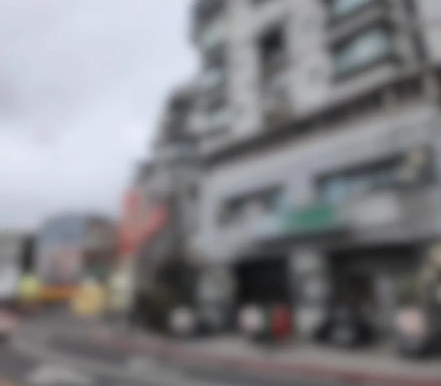 北市內湖噩耗！6旬男墜社區露台「全身重創骨折慘死」