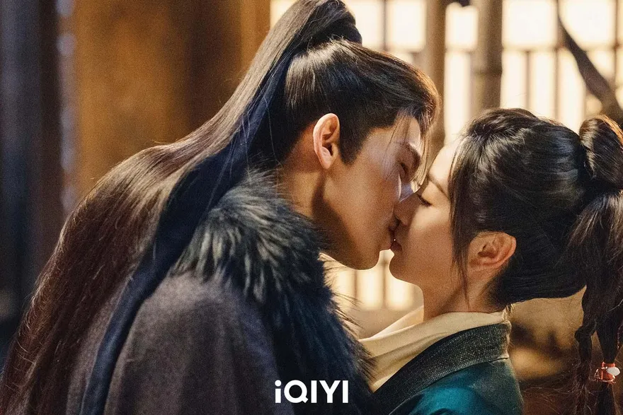 《逐玉》成現象級作品！張凌赫揭「浴池吻圓房」名場面內幕