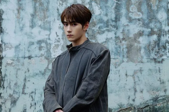 扮殺手暴瘦8公斤！魏浚笙天天被鏡中腹肌驚豔　曝春風超暖私下面