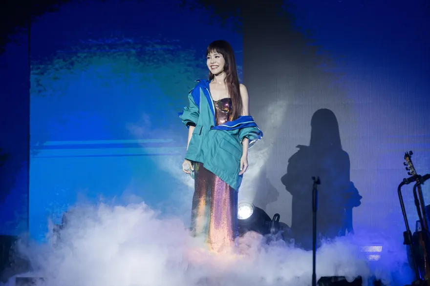 時隔10年大馬開唱！彭佳慧唱一半突爆哭喊卡　自爆下車狂吐