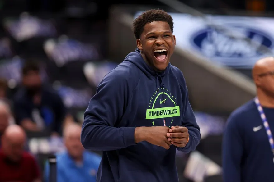 NBA/愛德華茲「內急」變替補！復出超搞笑　灰狼大勝30分