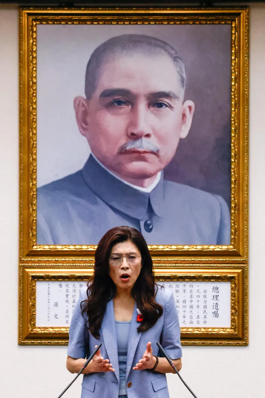 美參議員也挺兩岸對話　侯漢廷諷：綠營抹紅鄭麗文太弱智