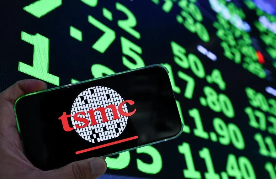 台積電慘遭狙擊！外資趁亂狂掃「晶圓3哥」　專家：6000點大血洗要來了？