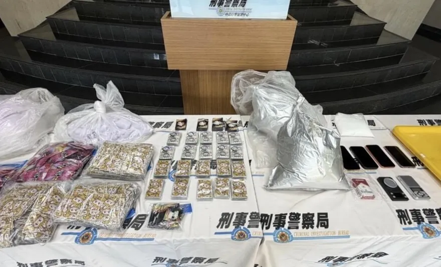 毒品分裝場隱身苗栗別墅　警扣巨量彩虹菸、咖啡包