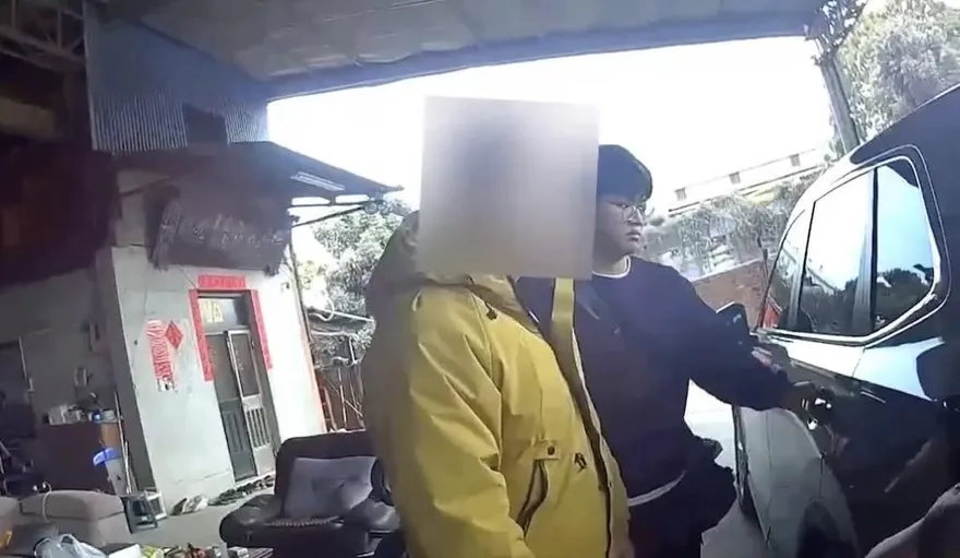 10萬粉YouTuber搞詐騙　誆賣稀有卡牌坑殺賣家