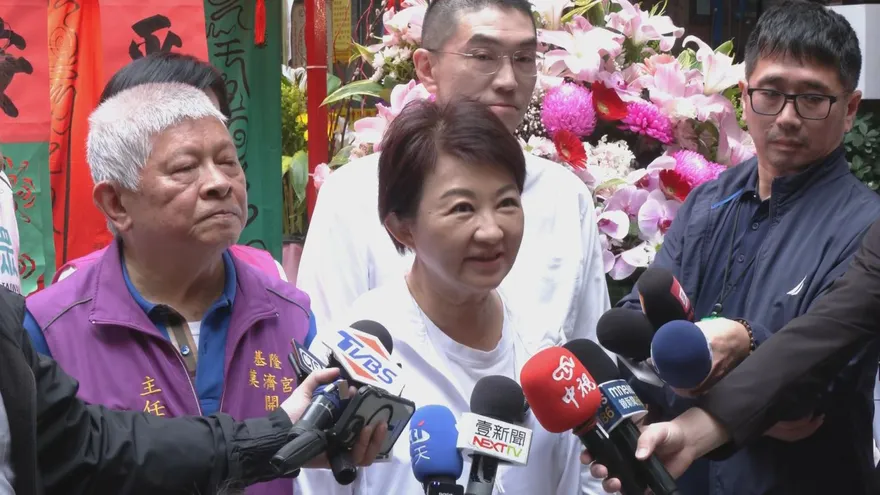 盧秀燕輔選列車啟動！赴基隆奠濟宮還願：年底選舉關係國家前途