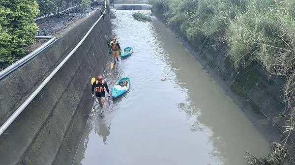 桃園婦外出未歸！警消空拍機出動搜尋2天　婦人遺體終現溪畔