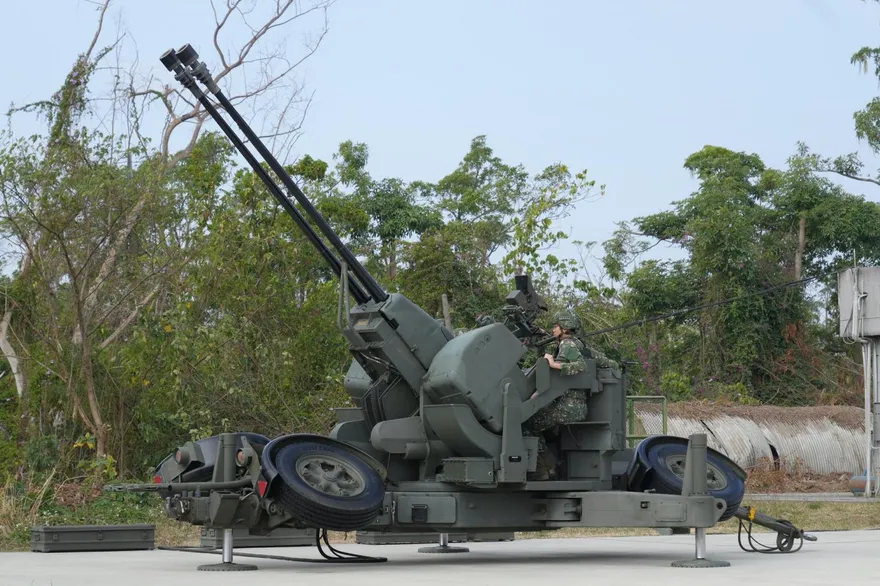 CNN驚爆台海兵凶戰危引發移民潮！綠委籲：要當自己國家的主人