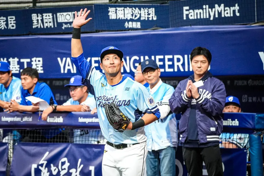 中職/林哲瑄完美最後一舞！引退儀式感言備好盼別「淚崩」