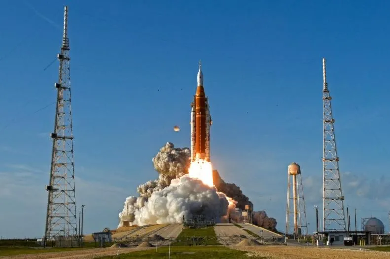 奔月任務半途出包！阿提米絲二號太空艙馬桶再度故障