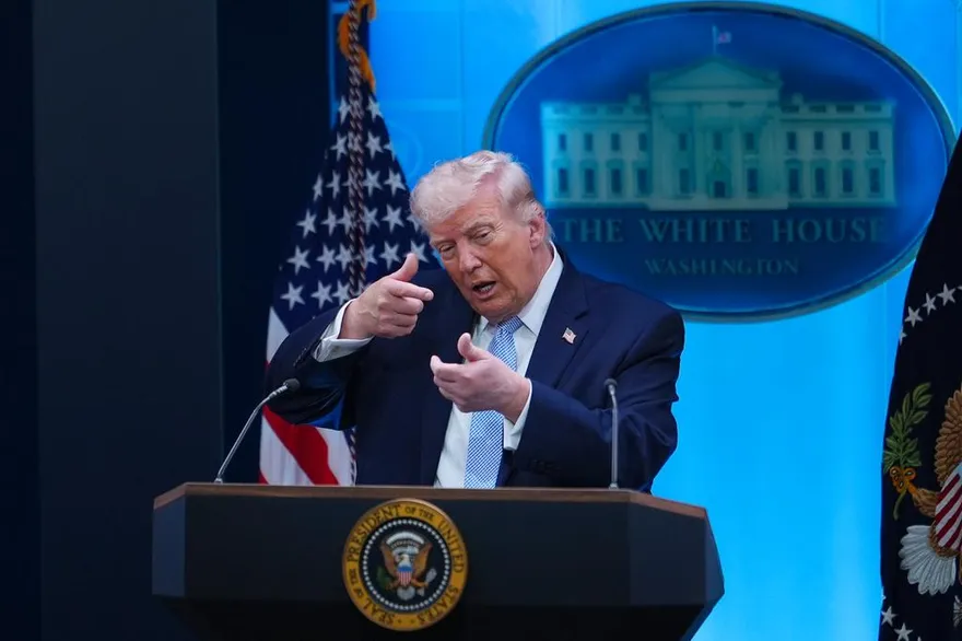 王崑義／一個文明的滅亡與另一個文明復興