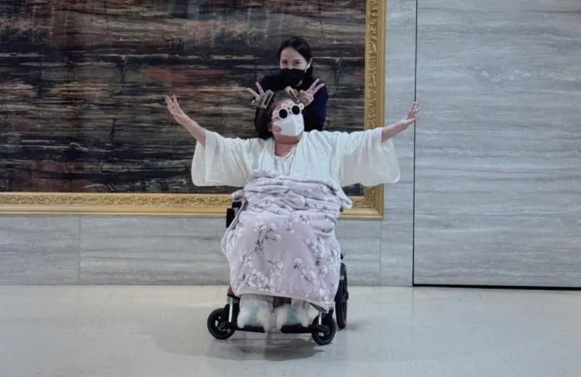 陳文茜抗癌打超高劑量類固醇　自嘲「醜到變形才能放下」近照令人心疼