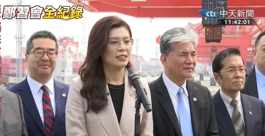 「大海是巨鯨的道路」！鄭麗文訪洋山港曝最想帶給台灣的禮物