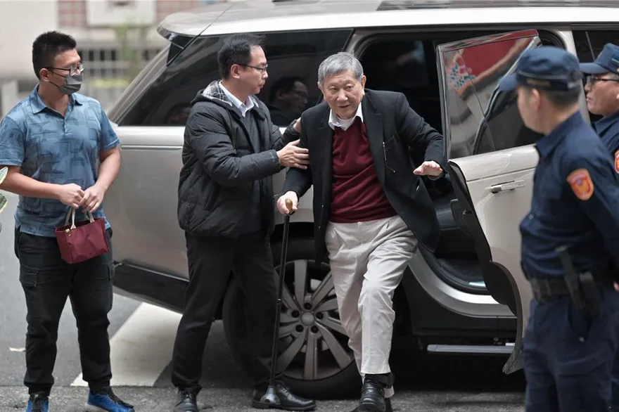 中石化決議出售京華廣場！沈慶京：政治操弄下犧牲品