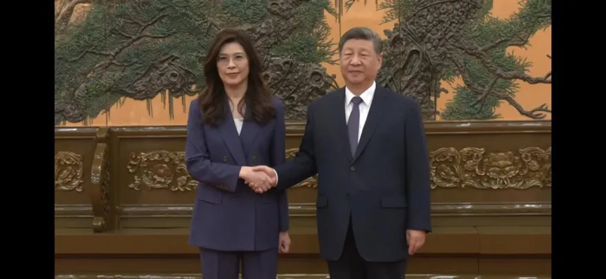 「鄭習會」歷史性一刻！鄭麗文、習近平見面握手13秒