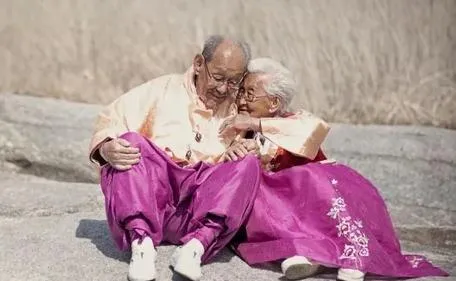 《我的愛，別渡過那條河》101歲奶奶逝世　導演不捨喊：和爺爺團聚了