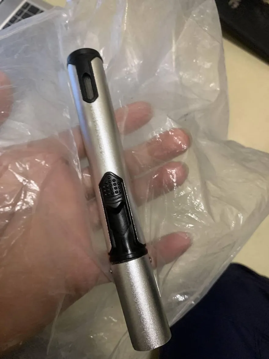 北捷突發狀況！男子持鋁製防風打火機「車廂內狂奔猛尻」