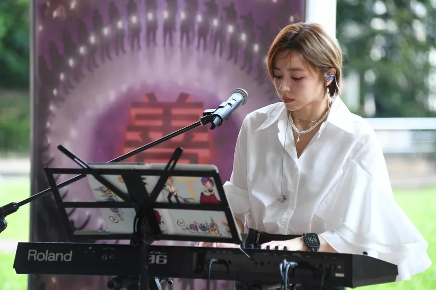 王瞳被艾成爸勸放下亡夫「找個人照顧」　開唱哽咽吐心聲