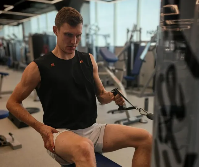 一代羽球名將安賽龍投下震撼彈　難忍腰傷宣布退休