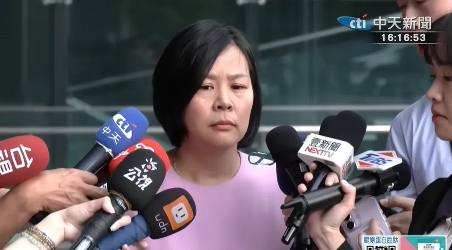 李貞秀被鍘暗藏權力重組計畫　民眾黨主席都是為了「她」？