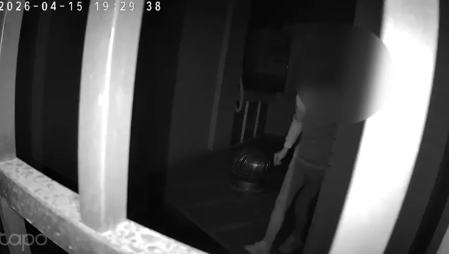 影/賊闖高雄民宅觸動警報　警火速壓制竟是通緝犯