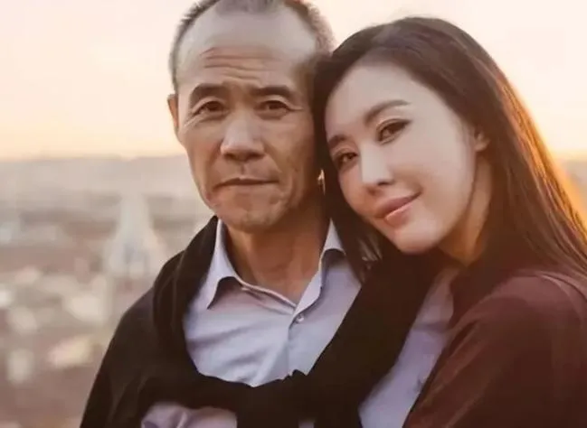 陸地產大亨王石被捕？《甄嬛傳》女星嫩妻「連發三文」怒轟闢謠