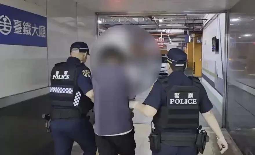 影/松山車站男子揮拳攻擊女乘客　鐵警逮人送辦