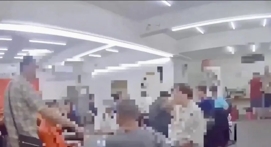 影/西門町棋牌社掛羊頭賣狗肉　警突襲破職業麻將賭場