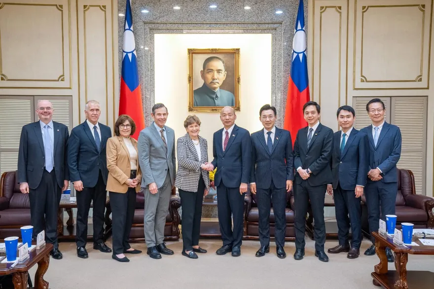 美國參議員跨黨派聯名致函立院　促台灣加速軍購法案