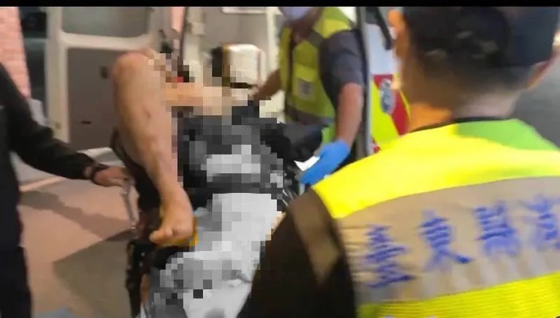 台東慘烈事故「車夾牆邊、駕駛左腿全碎」！　命危搶救中