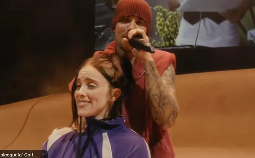 怪奇比莉追星成功！Coachella合體小賈斯汀　上台腿軟掩面爆哭