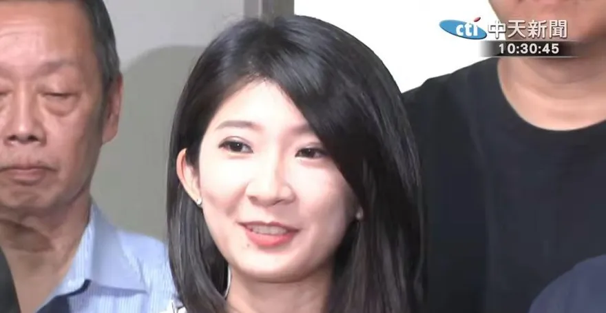 藍營北市松信區初選出爐　許原榮、李明璇勝出、楊智伃落敗