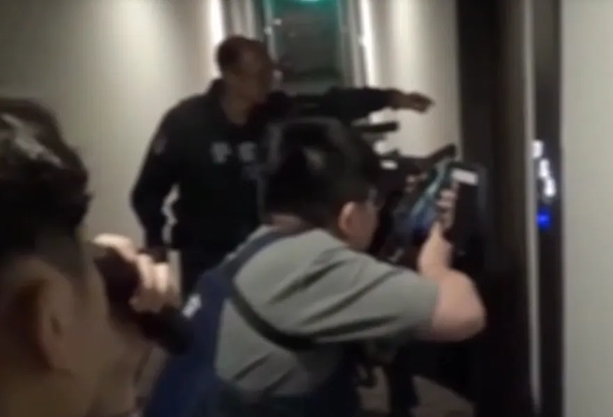 影/雲林男和朋友互嗆竟連開2槍！　警全副武裝三重逮人